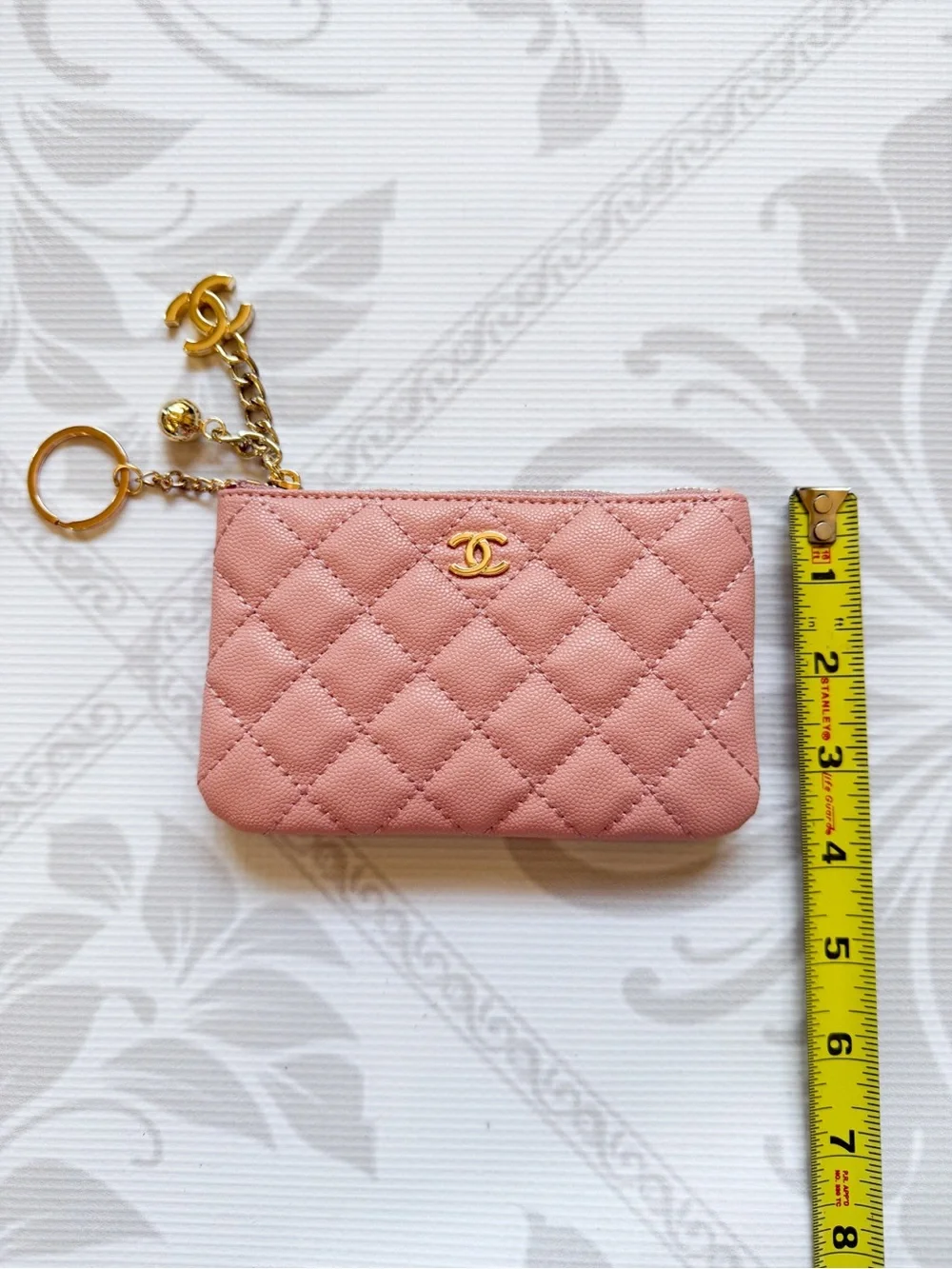 CHANEL Pink Quilted Zip Pouch with Gold CC - Picture 4 of 12